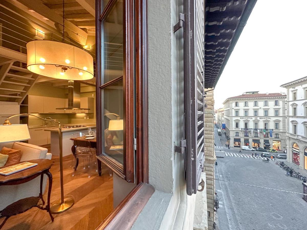 Penthouse In Palace Strozzi Apartamento *