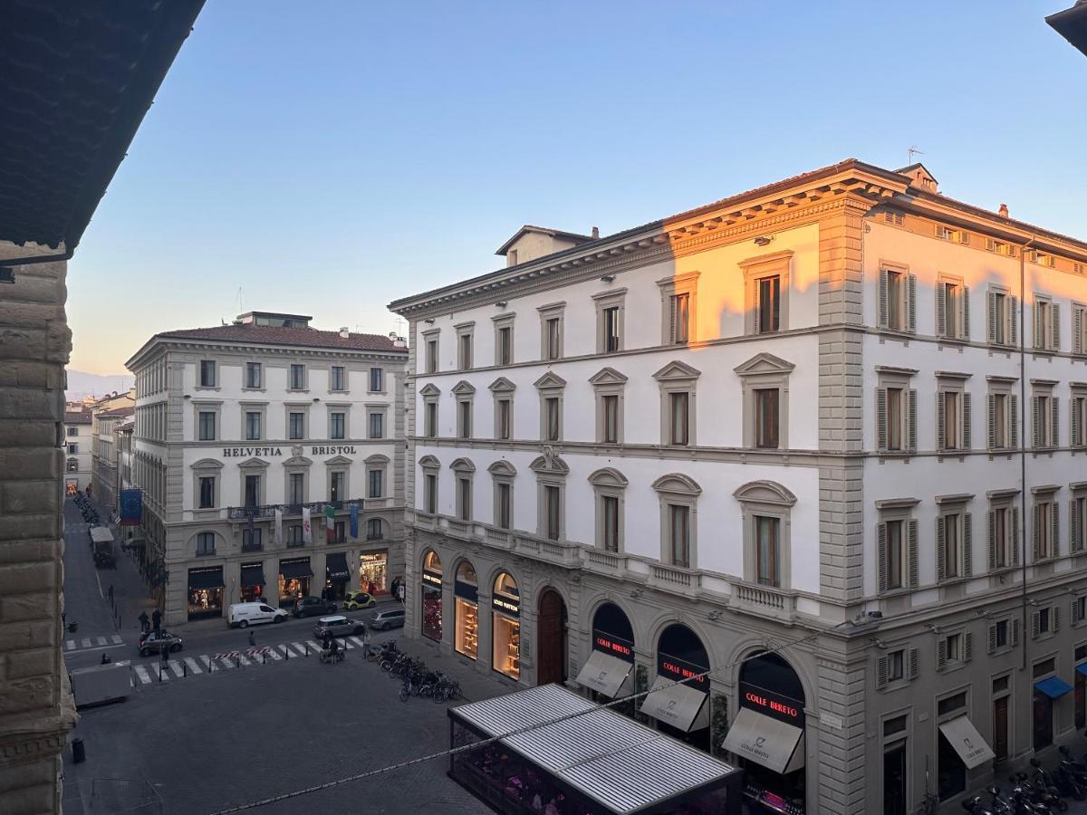 Penthouse In Palace Strozzi Florença